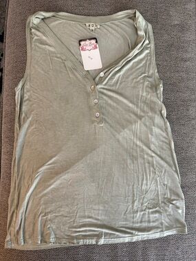 POL Sleeveless Henley Tank Top - Sage